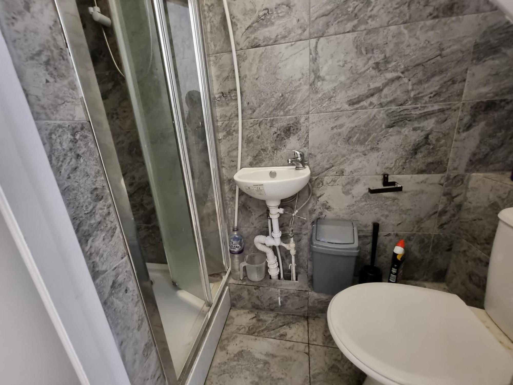 Easy Rooms, London Luton Airport -24 Hour Check-In Εξωτερικό φωτογραφία